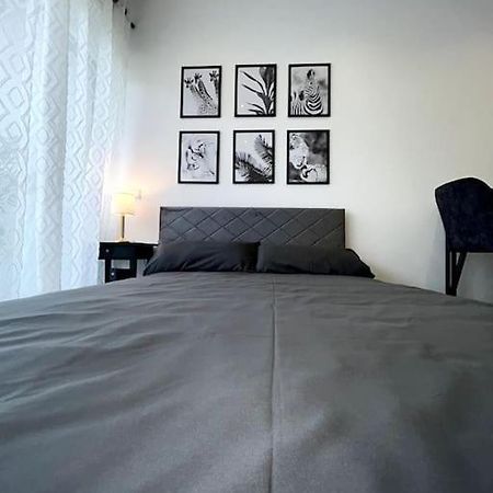 Bahnhofsapartment Loerrach Bagian luar foto