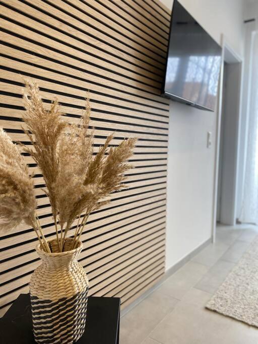 Bahnhofsapartment Loerrach Bagian luar foto